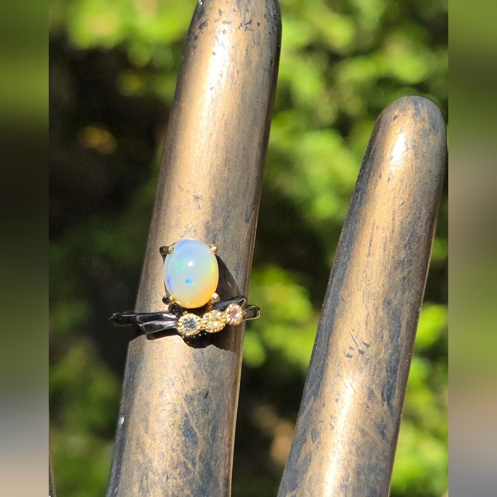 Opal & Topaz Natural Gemstone Stetling Rhodium & Gold Ring Sz7 - Picture 3 of 9